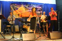 Trombone Kellie & the Muddy Roaders, Yeeh Haah!!