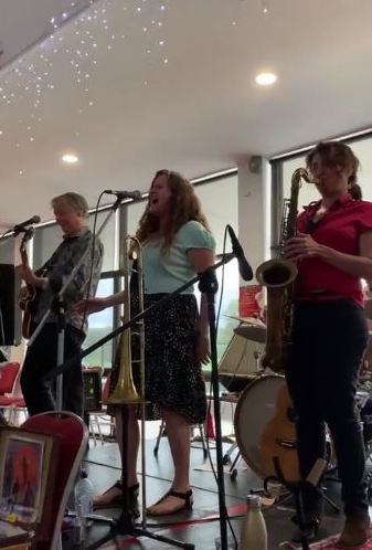Trombone Kellie Gang at Seaside Swing Gold Coast 2021 Xmas Party